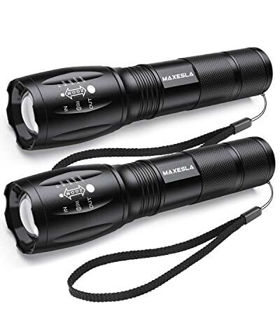 Maxesla Lampe Torche LED Ultra Puissante, 2000 Lumens Lampe de Poche, IP65 Étanche Lampe Tactique, Zoomable, 5 Modes D'éclairage, Antichoc Anti-dérapant pour Camping Randonnée Urgence, Lot de 2